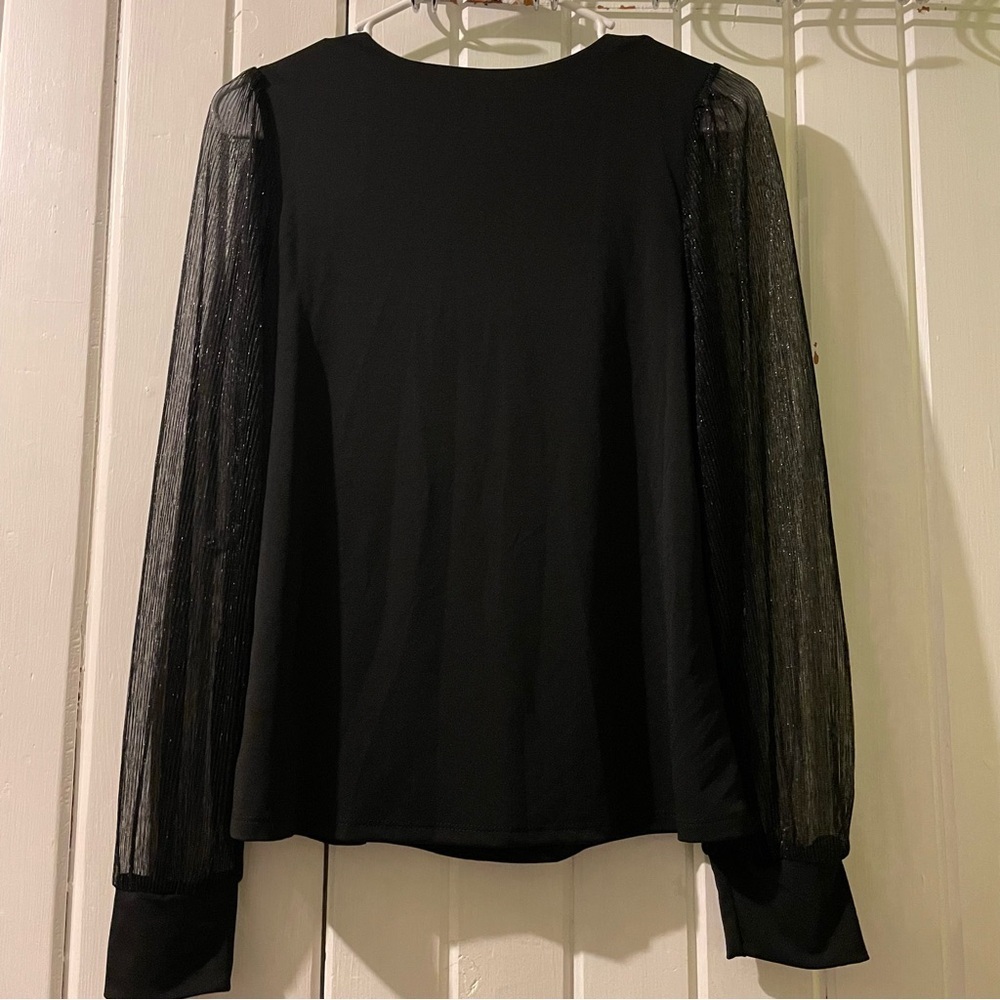 MAURICES plisse sleeve blouse X-small NWT - Picture 8 of 11